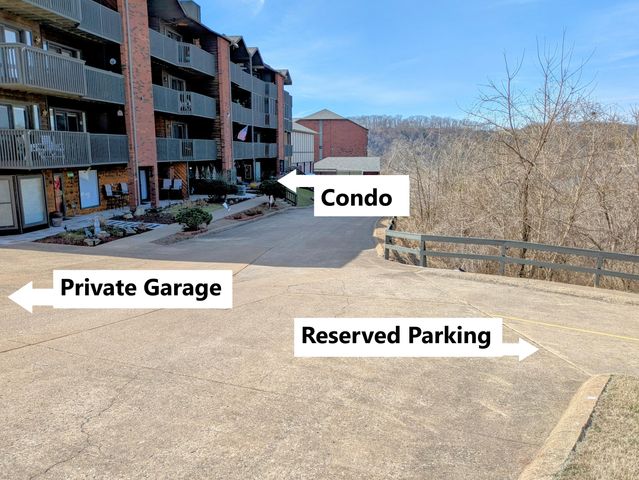 150 Sunken Forest Dr. 8-206, Forsyth, MO 65653