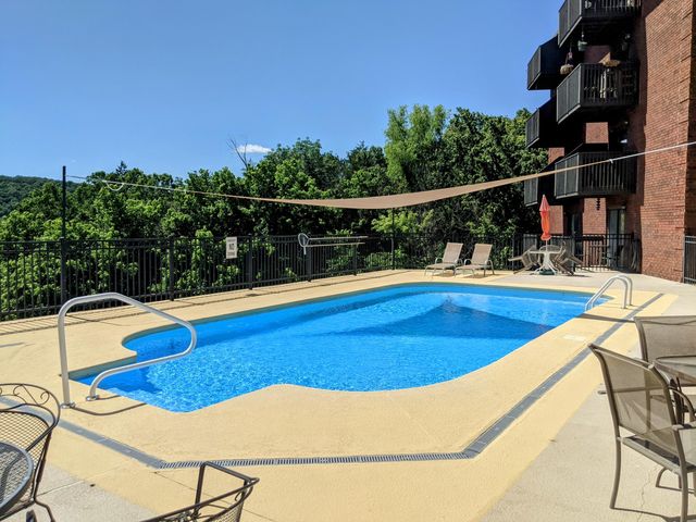 150 Sunken Forest Dr. 8-206, Forsyth, MO 65653