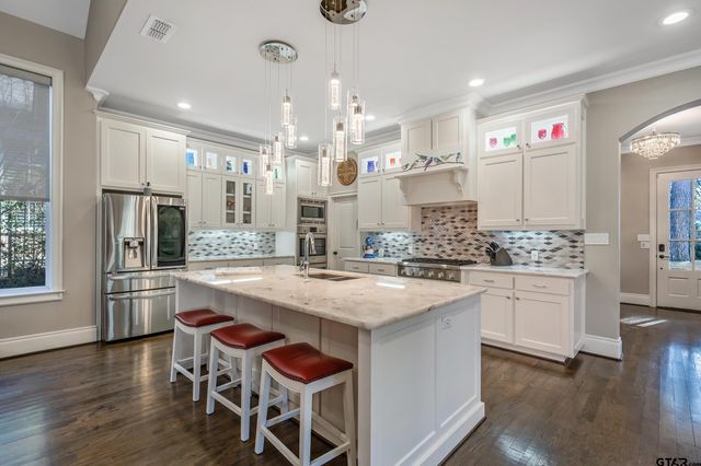 4535 Triggs Trace, Tyler, TX 75709