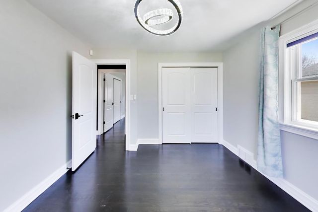 2055 Walnut Circle, Northbrook, IL 60062