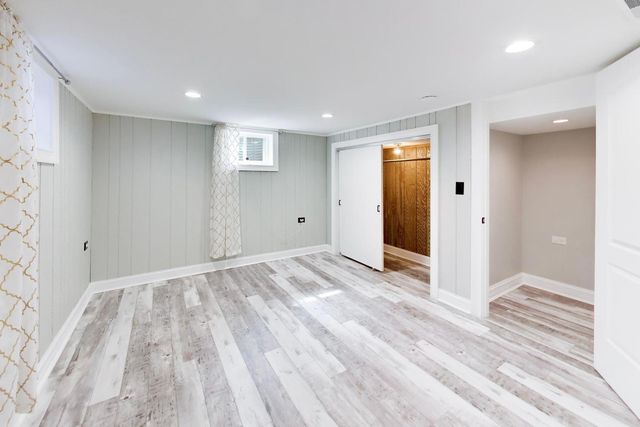 2055 Walnut Circle, Northbrook, IL 60062