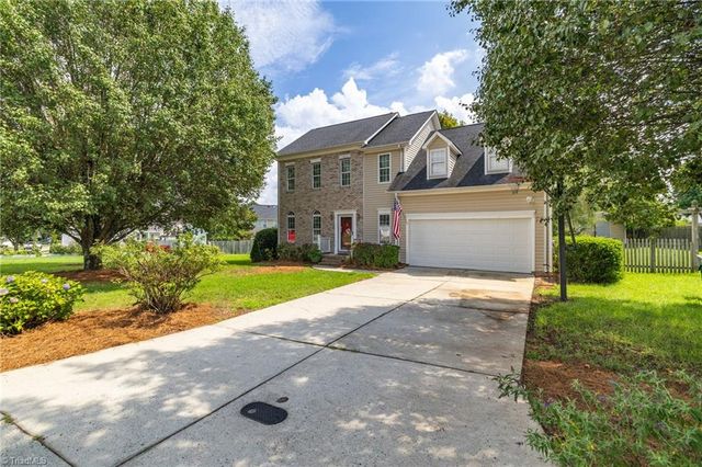 3658 Single leaf Court, High Point, NC 27265