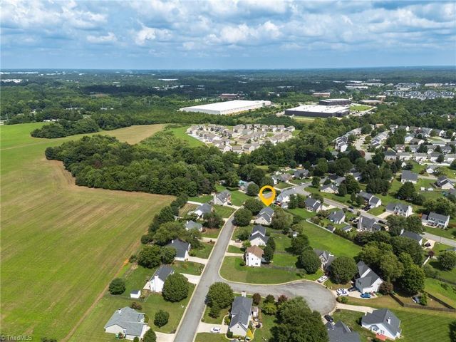 3658 Single leaf Court, High Point, NC 27265