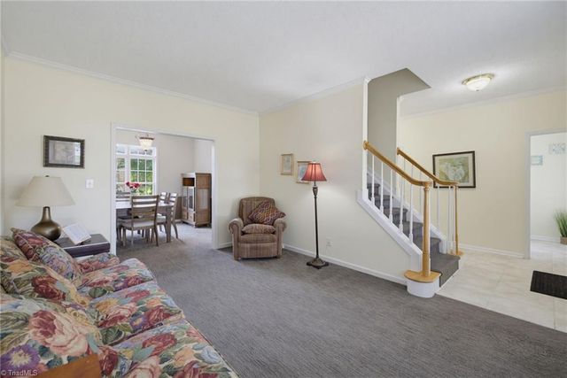3658 Single leaf Court, High Point, NC 27265