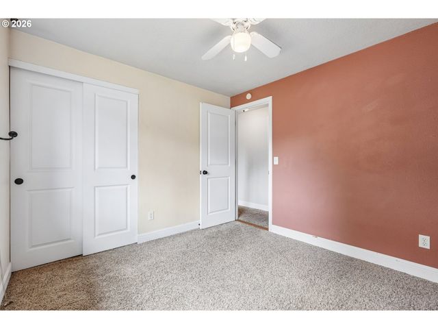 546 Se PAROPA Pl, Gresham, OR 97080