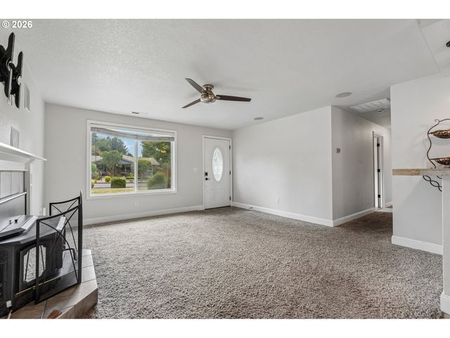 546 Se PAROPA Pl, Gresham, OR 97080