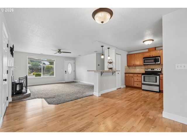 546 Se PAROPA Pl, Gresham, OR 97080