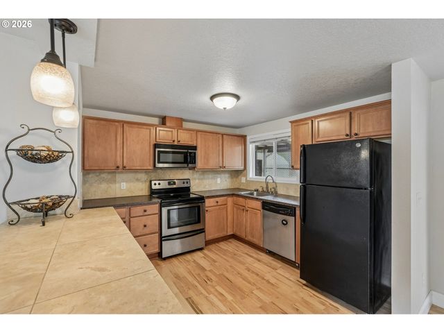 546 Se PAROPA Pl, Gresham, OR 97080