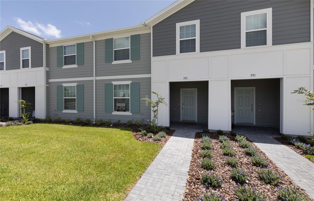 977 PARADISE DRIVE, Davenport, FL 33897