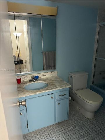 2750 NE 183rd St 1503, Aventura, FL 33160