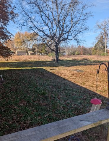 717 Enon Church Rd, Unionville, TN 37180