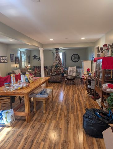 717 Enon Church Rd, Unionville, TN 37180