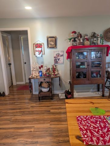 717 Enon Church Rd, Unionville, TN 37180