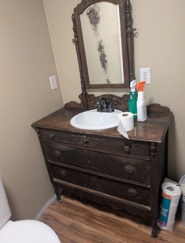 717 Enon Church Rd, Unionville, TN 37180