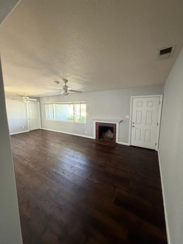 6421 Grattan Way, North Highlands, CA 95660