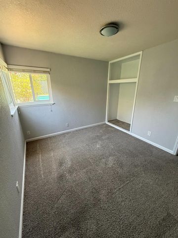 6421 Grattan Way, North Highlands, CA 95660