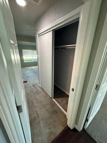 6421 Grattan Way, North Highlands, CA 95660