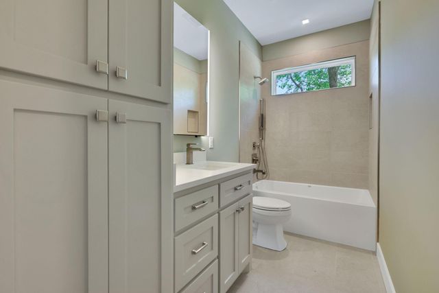 777 S Cape Royale Drive, Coldspring, TX 77331