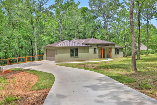 777 S Cape Royale Drive, Coldspring, TX 77331