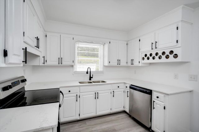 1941 Bunting Drive, North Augusta, SC 29841