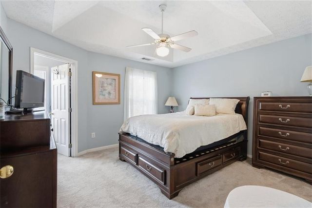 3132 Victoria Place Drive, Loganville, GA 30052