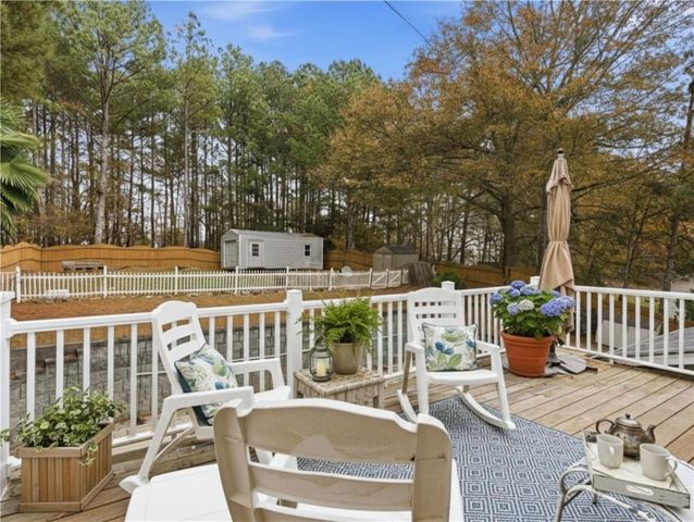 3132 Victoria Place Drive, Loganville, GA 30052