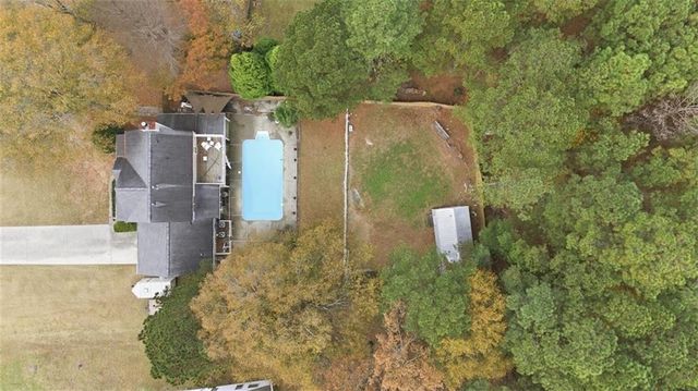 3132 Victoria Place Drive, Loganville, GA 30052