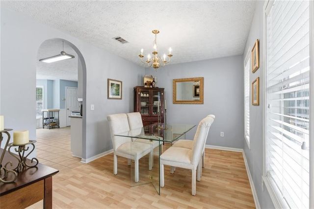 3132 Victoria Place Drive, Loganville, GA 30052