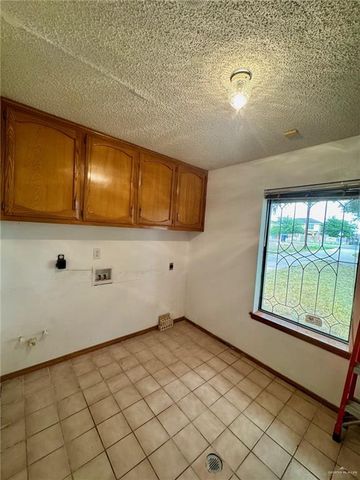2600 W Chapin Road, Edinburg, TX 78541