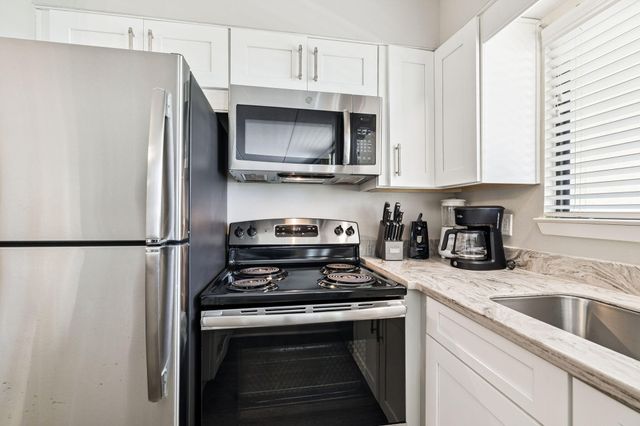 1030 Highway 98 A107, Destin, FL 32541