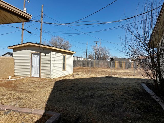924 46th Street, Lubbock, TX 79412