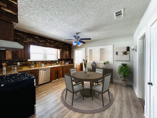 924 46th Street, Lubbock, TX 79412