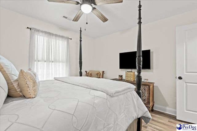 7429 E National Cemetery, Florence, SC 29506