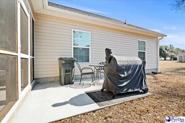 7429 E National Cemetery, Florence, SC 29506