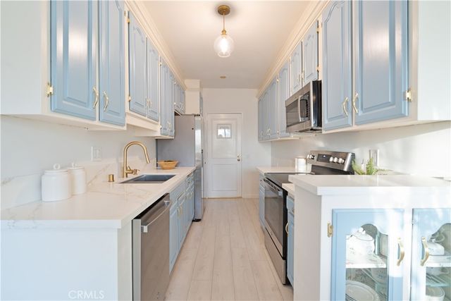 5400 Lindley Avenue 322, Encino, CA 91316