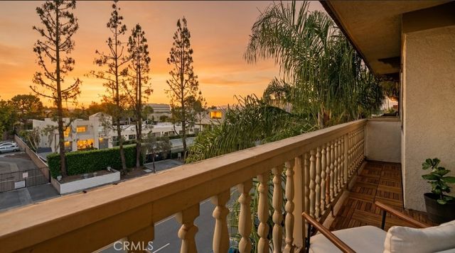 5400 Lindley Avenue 322, Encino, CA 91316