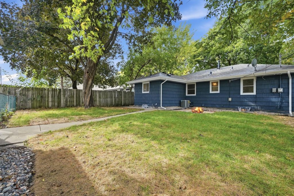 5130 Queen Avenue N, Minneapolis, MN 55430 — photo 3