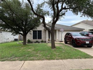 3807 Top Rock LN, Round Rock, TX 78681