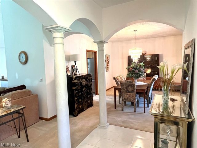 4524 Leawood Drive NE, Canton, OH 44714