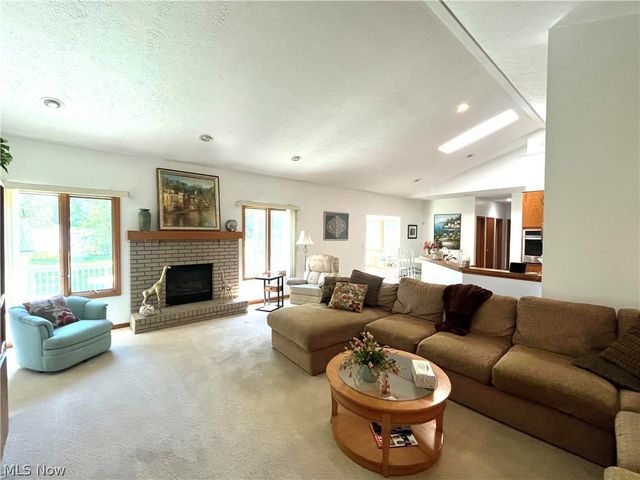 4524 Leawood Drive NE, Canton, OH 44714