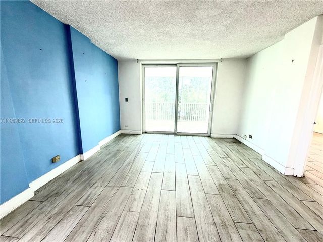 3660 NE 166th Street 301 +40' Deeded Dock, North Miami Beach, FL 33160