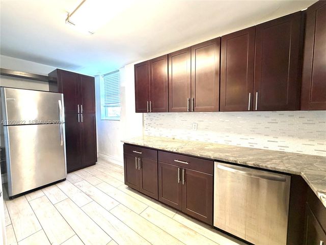 3660 NE 166th Street 301 +40' Deeded Dock, North Miami Beach, FL 33160