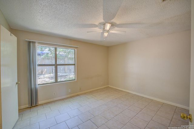 7528 Windsor Oaks, San Antonio, TX 78239