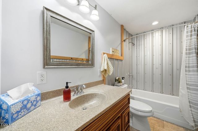 3102 Lee Drive, Morristown, TN 37814