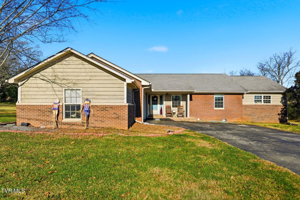 3102 Lee Drive, Morristown, TN 37814