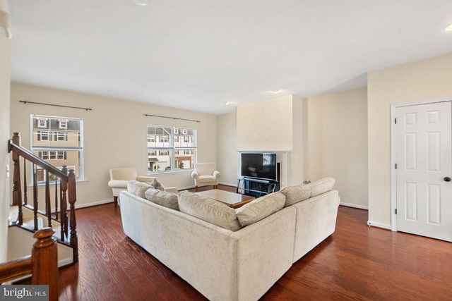 2210 MALLARD LANDING DR, Fredericksburg, VA 22408