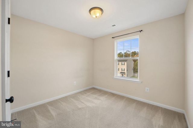 2210 MALLARD LANDING DR, Fredericksburg, VA 22408