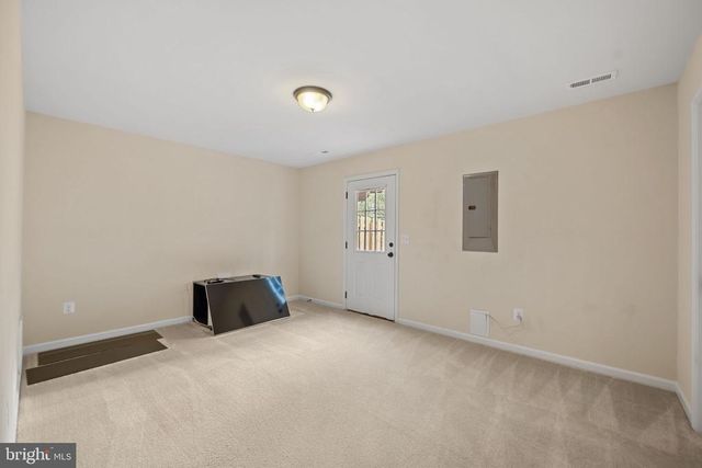 2210 MALLARD LANDING DR, Fredericksburg, VA 22408