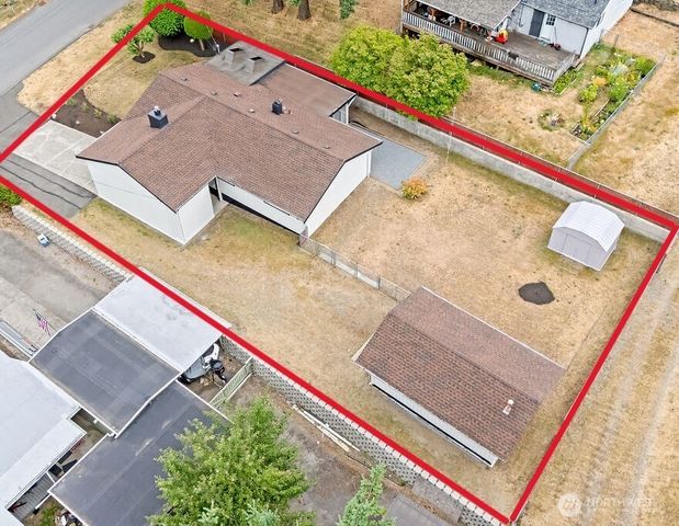 15633 47th Avenue S, Tukwila, WA 98188