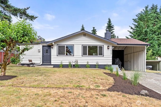 15633 47th Avenue S, Tukwila, WA 98188